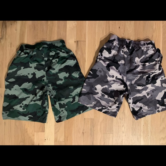 Nike boys Shorts - Picture 2 of 6